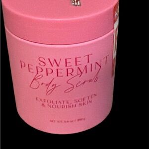 Sweet Peppermint Body Scrub - Pink